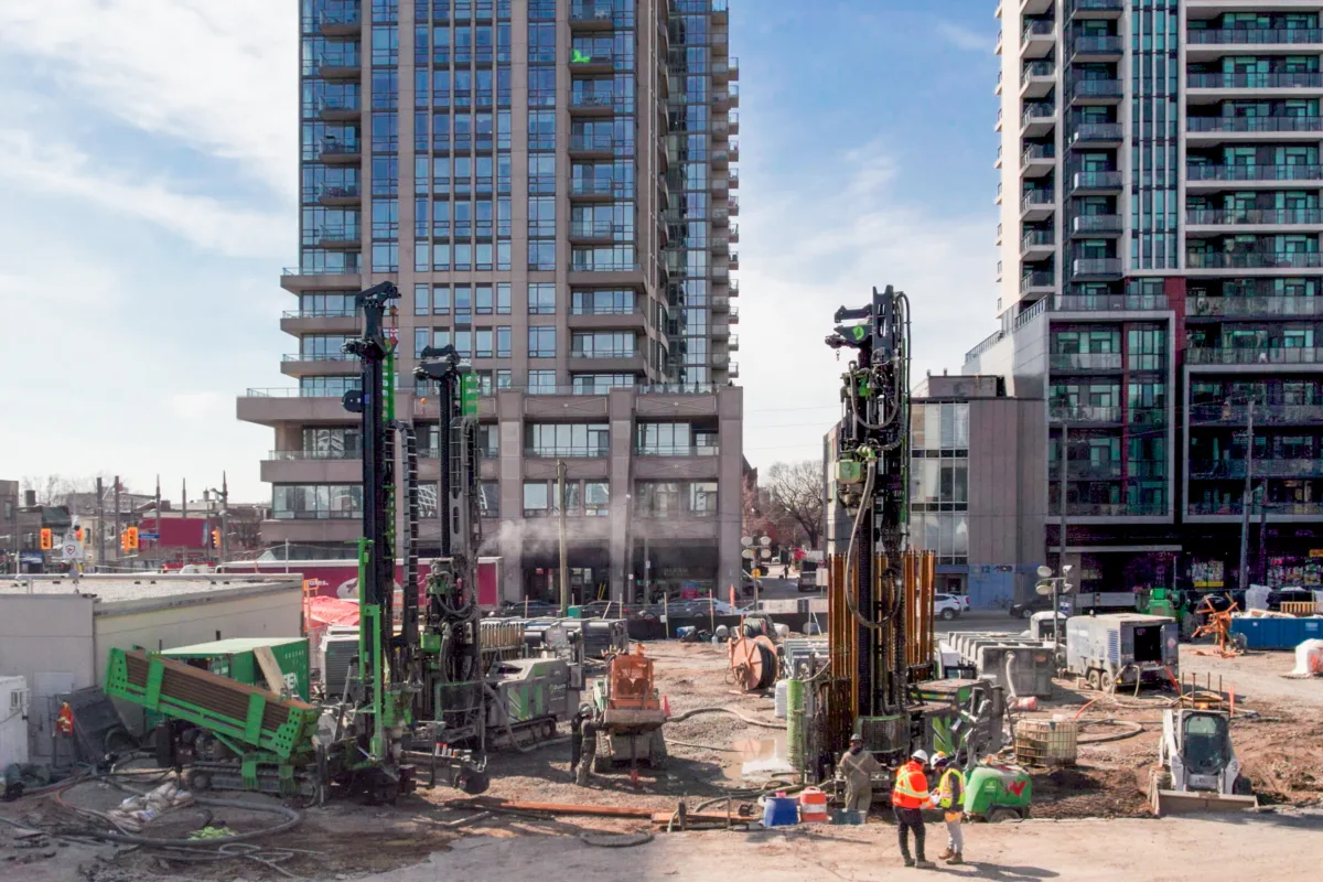 Diverso Energy rigs on client site